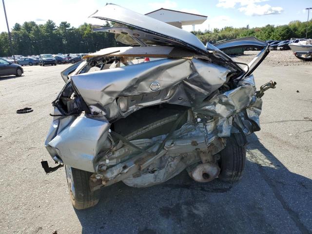 3N1CB51D23L712767 - 2003 NISSAN SENTRA XE SILVER photo 6