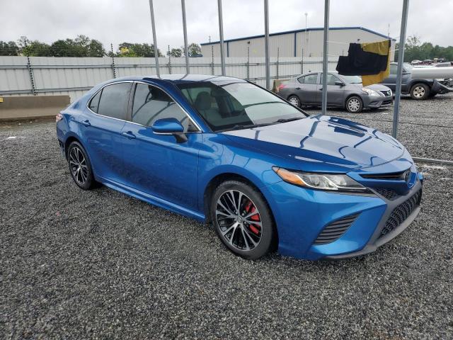 4T1M11AK0LU307813 - 2020 TOYOTA CAMRY SE 蓝色 照片 4