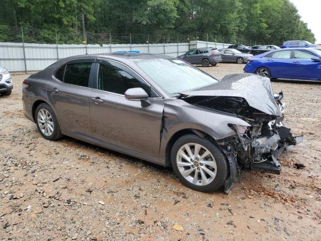 4T1R11AK9NU055505 - 2022 TOYOTA CAMRY LE GRAY photo 4