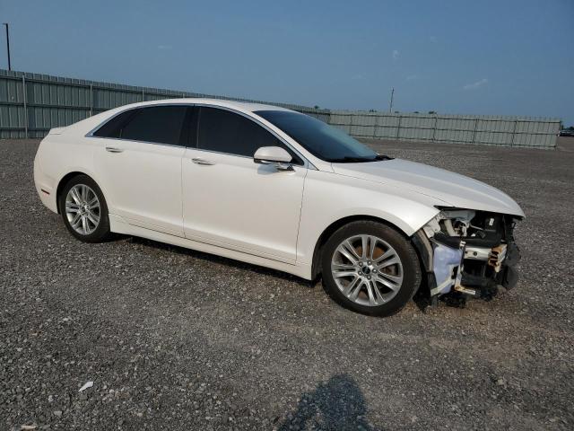 3LN6L2JK7FR616344 - 2015 LINCOLN MKZ WHITE photo 4