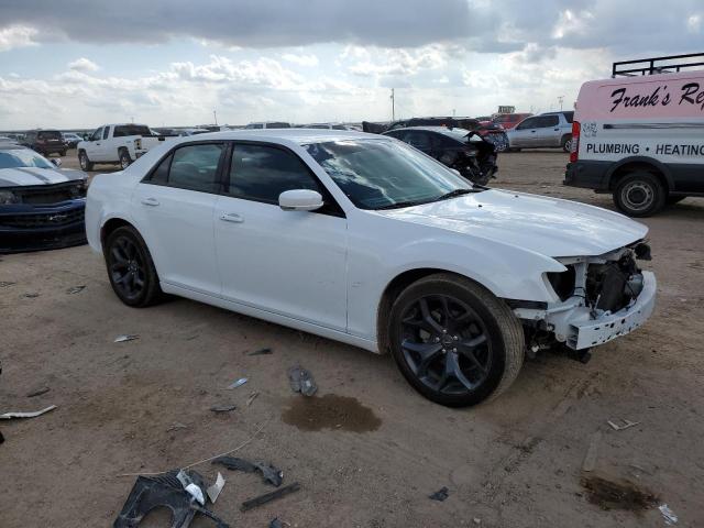 2C3CCABGXMH554608 - 2021 CHRYSLER 300 S WHITE photo 4