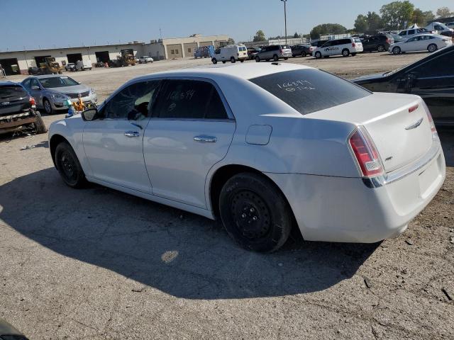 2C3CCAKG1EH166894 - 2014 CHRYSLER 300C WHITE photo 2