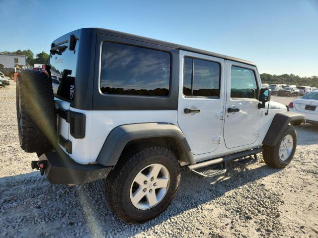 1C4BJWDG9DL659005 - 2013 JEEP WRANGLER U SPORT Blanc photo 3