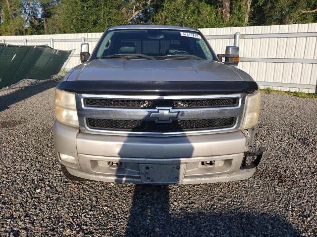 2GCEK13M771520022 - 2007 CHEVROLET SILVERADO K1500 CREW CAB SILVER photo 5