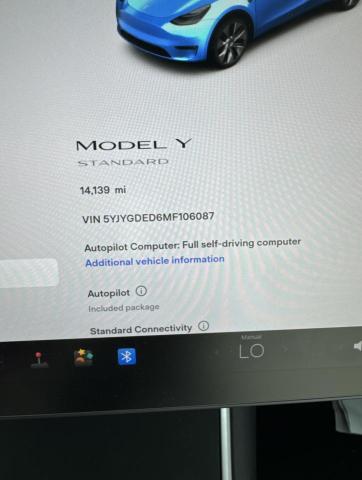 5YJYGDED6MF106087 - 2021 TESLA MODEL Y 灰色 照片 8