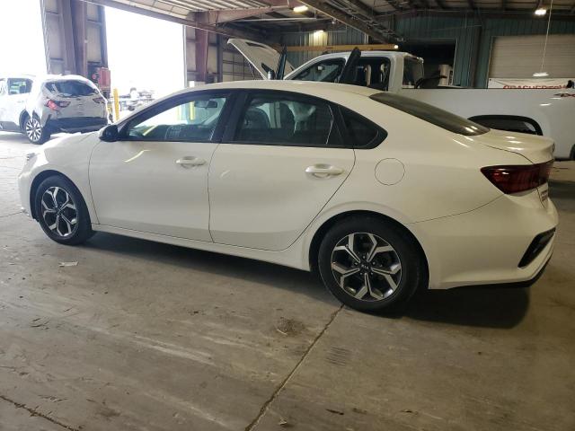 3KPF24AD7KE105030 - 2019 KIA FORTE FE WHITE photo 2