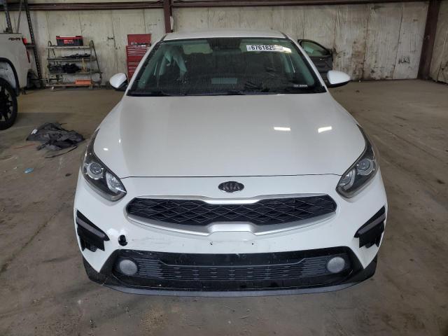 3KPF24AD7KE105030 - 2019 KIA FORTE FE WHITE photo 5