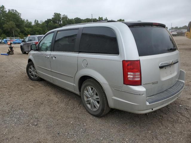 2A8HR64X08R132978 - 2008 CHRYSLER TOWN & COU LIMITED SILVER photo 2