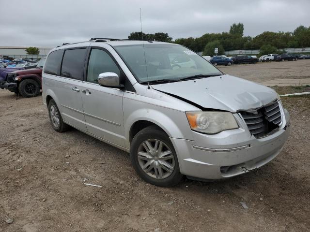 2A8HR64X08R132978 - 2008 CHRYSLER TOWN & COU LIMITED SILVER photo 4
