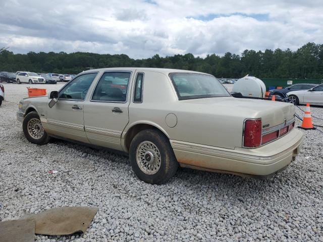 1LNLM81W1VY745069 - 1997 LINCOLN TOWN CAR EXECUTIVE GOLD photo 2