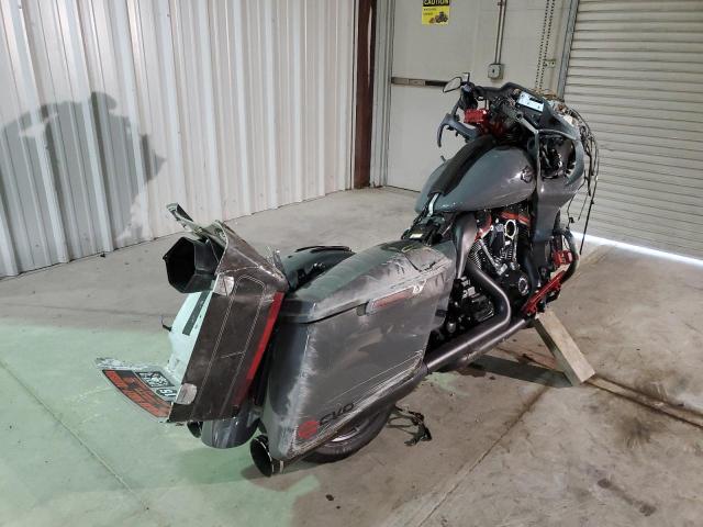 1HD1TCL1XJB958102 - 2018 HARLEY-DAVIDSON FLTRXSE CVO ROAD GLIDE GRAY photo 4