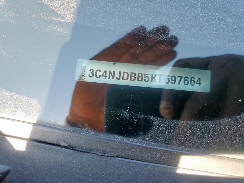 3C4NJDBB5KT697664 - 2019 JEEP COMPASS LATITUDE Ağ foto 13