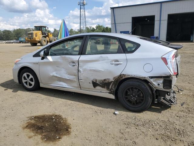 JTDKN3DU3E1750311 - 2014 TOYOTA PRIUS SILVER photo 2