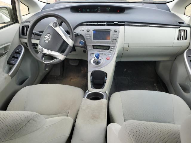 JTDKN3DU3E1750311 - 2014 TOYOTA PRIUS SILVER photo 8