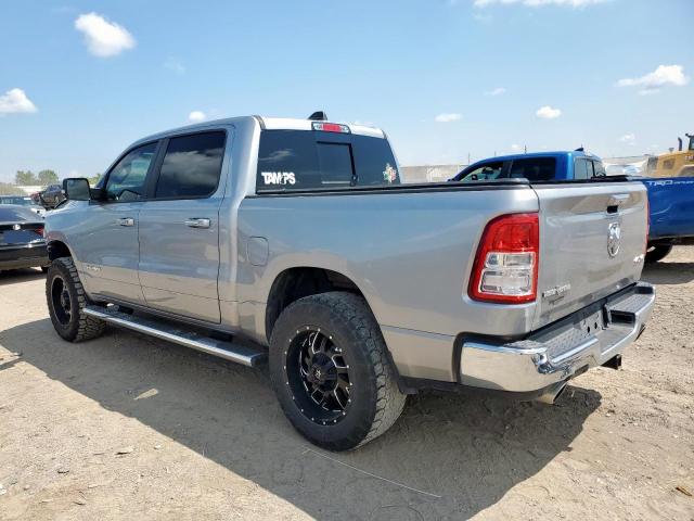 1C6SRFFT0KN718759 - 2019 RAM 1500 BIG HORN/LONE STAR SILVER photo 2