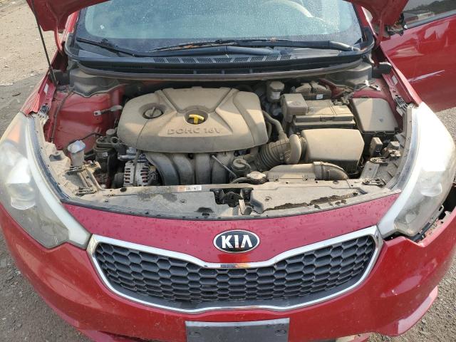 KNAFX4A69G5460882 - 2016 KIA FORTE LX RED photo 11