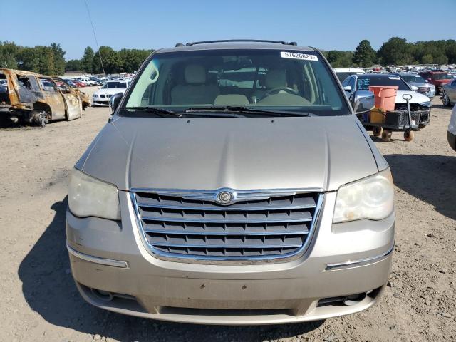 2A8HR64X48R614370 - 2008 CHRYSLER TOWN & COU LIMITED TAN photo 5