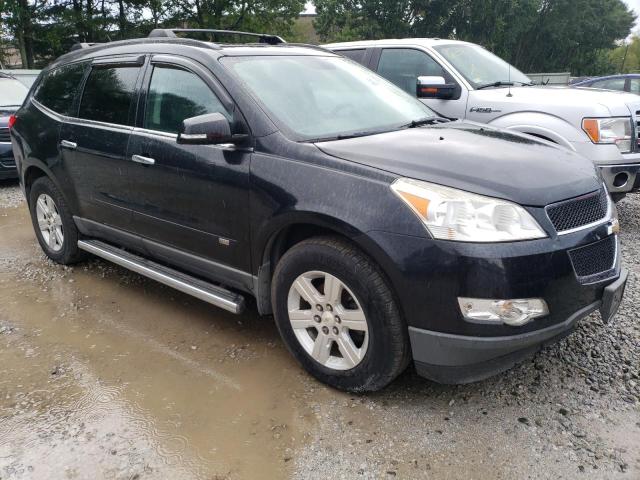 1GNLVGED5AJ267026 - 2010 CHEVROLET TRAVERSE LT BLACK photo 4