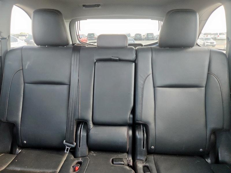 5TDKKRFH5GS165862 - 2016 TOYOTA HIGHLANDER XLE თეთრი ფოტო 10