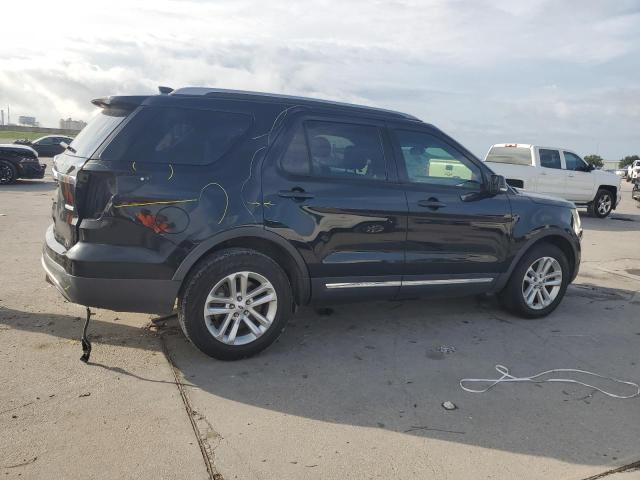 1FM5K7DH9HGA78493 - 2017 FORD EXPLORER XLT 黑色 照片 3