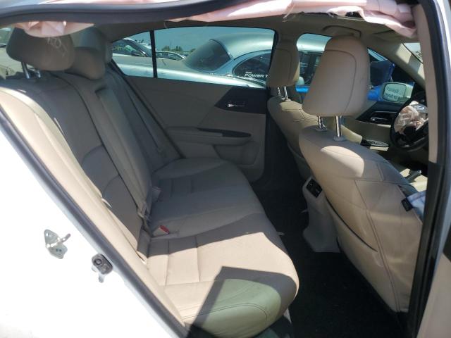 1HGCR3F80GA006260 - 2016 HONDA ACCORD EXL WHITE photo 10