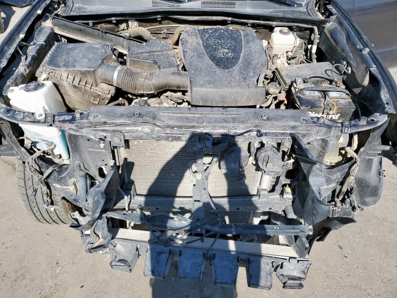 3TMCZ5AN9NM497774 - 2022 TOYOTA TACOMA DOUBLE CAB GRAY photo 11