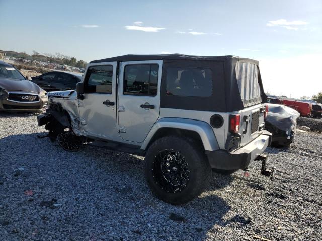 1C4BJWEG5CL254417 - 2012 JEEP WRANGLER UNLIMITED SAHARA Silber Foto 2