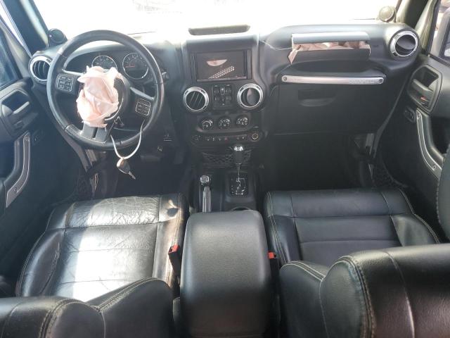 1C4BJWEG5CL254417 - 2012 JEEP WRANGLER UNLIMITED SAHARA Silber Foto 8