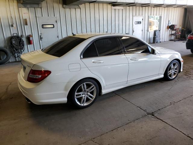 WDDGF8AB2DR258037 - 2013 MERCEDES-BENZ C 300 4MATIC WHITE photo 3