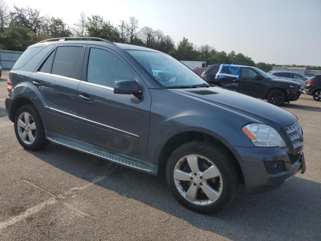 4JGBB8GB5BA671570 - 2011 MERCEDES-BENZ ML 350 4MATIC GRAY photo 4