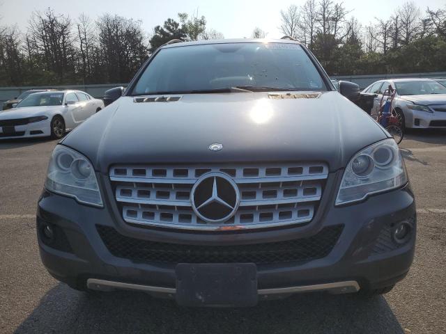 4JGBB8GB5BA671570 - 2011 MERCEDES-BENZ ML 350 4MATIC GRAY photo 5
