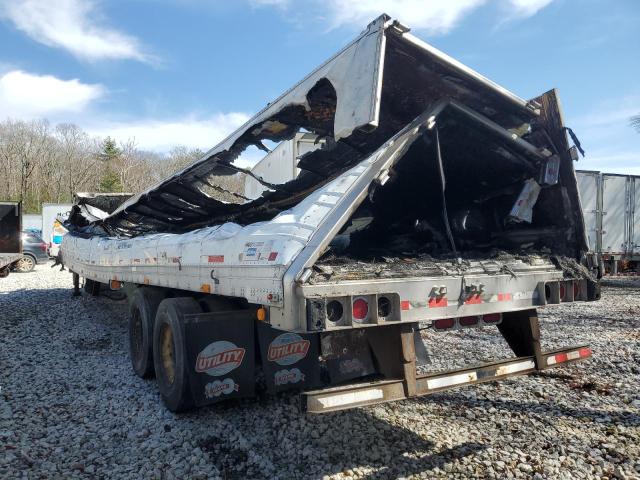 1UYVS2530AM943001 - 2010 UTILITY TRAILER WHITE photo 3