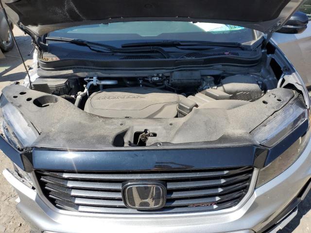 5FPYK3F10MB015580 - 2021 HONDA RIDGELINE SPORT SILVER photo 11