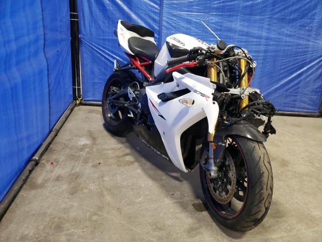 SMTD03NS2DT552019 - 2013 TRIUMPH MOTORCYCLE DAYTONA 675 WHITE photo 1