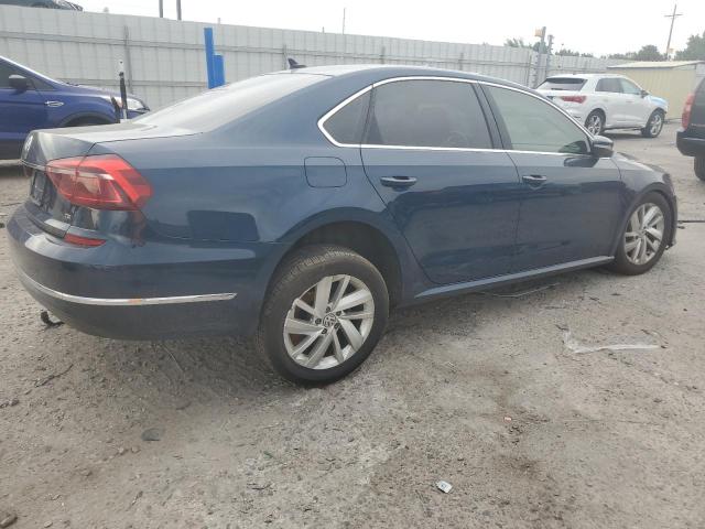 1VWBA7A30JC018213 - 2018 VOLKSWAGEN PASSAT SE BLUE photo 3