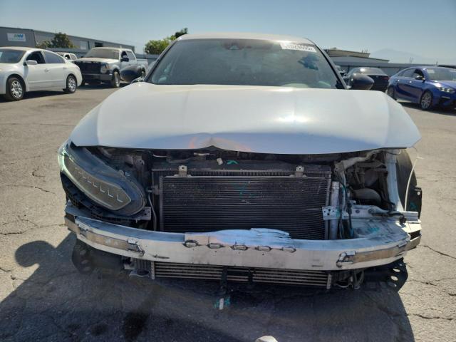 1HGCV1F33MA018662 - 2021 HONDA ACCORD SPORT WHITE photo 5