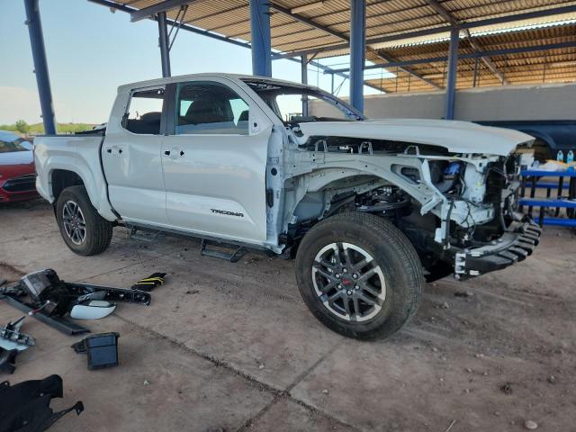 3TYLB5JN4RT056410 - 2024 TOYOTA TACOMA DOUBLE CAB أبيض صورة 4