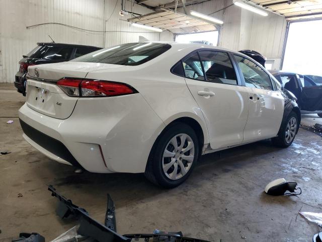 5YFEPRAE9LP027546 - 2020 TOYOTA COROLLA LE 白色 照片 3