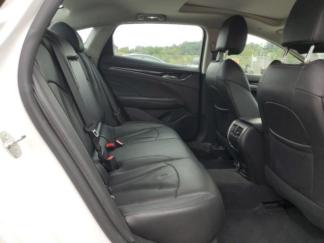 1G4ZR5SS1HU176645 - 2017 BUICK LACROSSE PREMIUM Սպիտակ լուսանկար 10