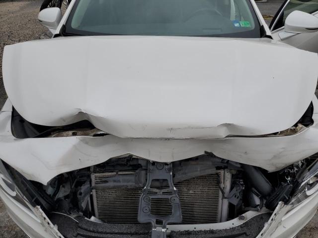 1G4ZR5SS1HU176645 - 2017 BUICK LACROSSE PREMIUM Սպիտակ լուսանկար 11