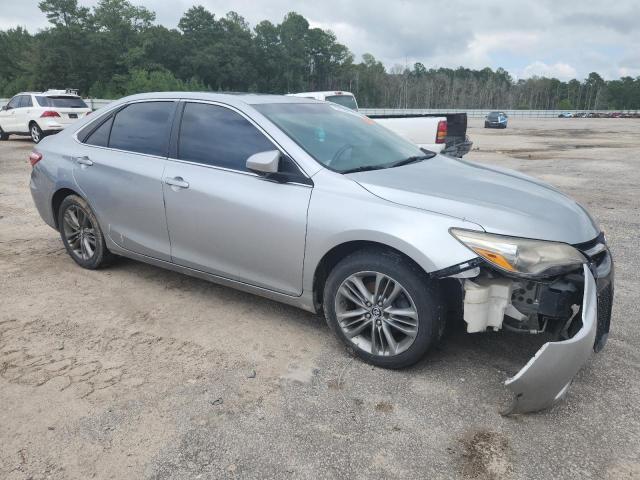 4T1BF1FK2HU338683 - 2017 TOYOTA CAMRY LE SILVER photo 4