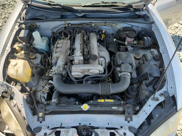 JM1NB353310211473 - 2001 MAZDA MX-5 MIATA BASE SILVER photo 11