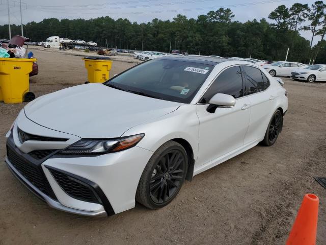 2022 TOYOTA CAMRY XSE, 
