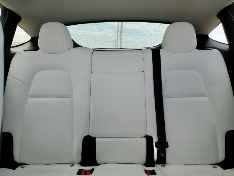 7SAYGDEF2NF563162 - 2022 TESLA MODEL Y Սպիտակ լուսանկար 10