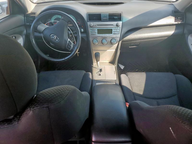 4T1BE46K29U330833 - 2009 TOYOTA CAMRY BASE SILVER photo 8