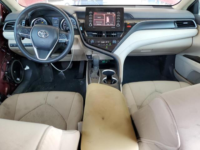 4T1C11AK5NU695023 - 2022 TOYOTA CAMRY LE RED photo 8