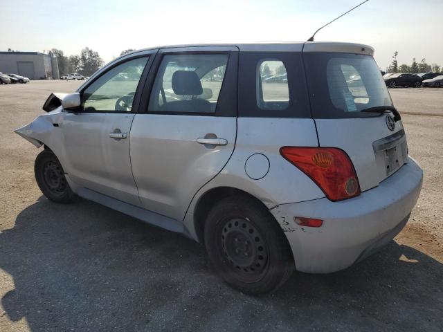 JTKKT624540049390 - 2004 TOYOTA SCION XA SILVER photo 2