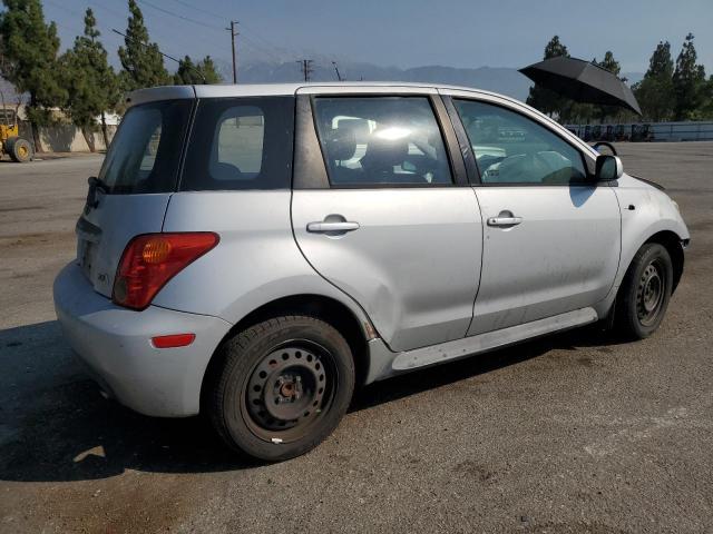 JTKKT624540049390 - 2004 TOYOTA SCION XA SILVER photo 3