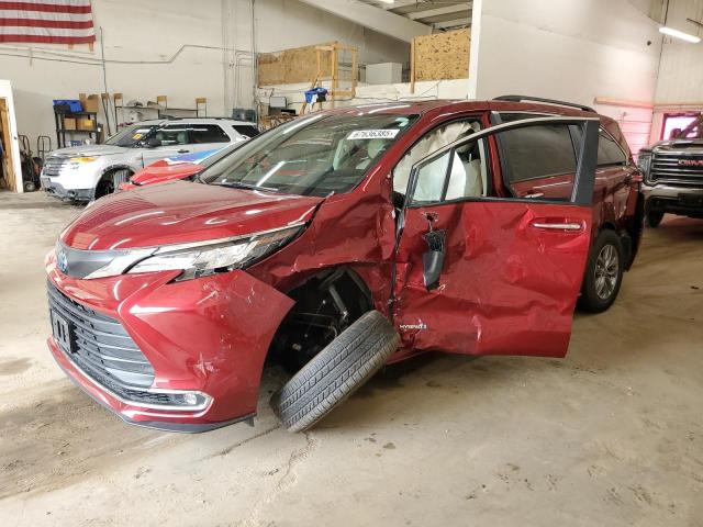 2021 TOYOTA SIENNA XLE, 