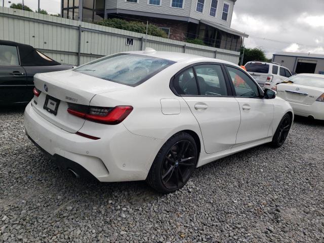 WBA5R7C56KAJ79859 - 2019 BMW 330XI WHITE photo 3